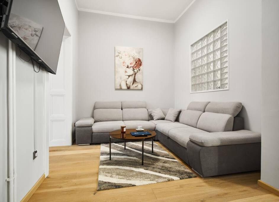 City Twenty 2Bdr Apartment By Irundo Zagreb Luaran gambar